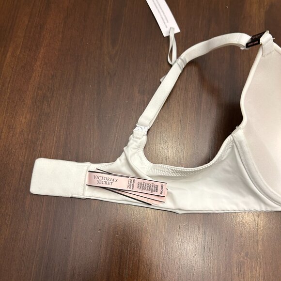 NWT Victoria's Secret T-Shirt Lightly Lined Full Coverage Bra Women 36C White - Picture 12 of 16